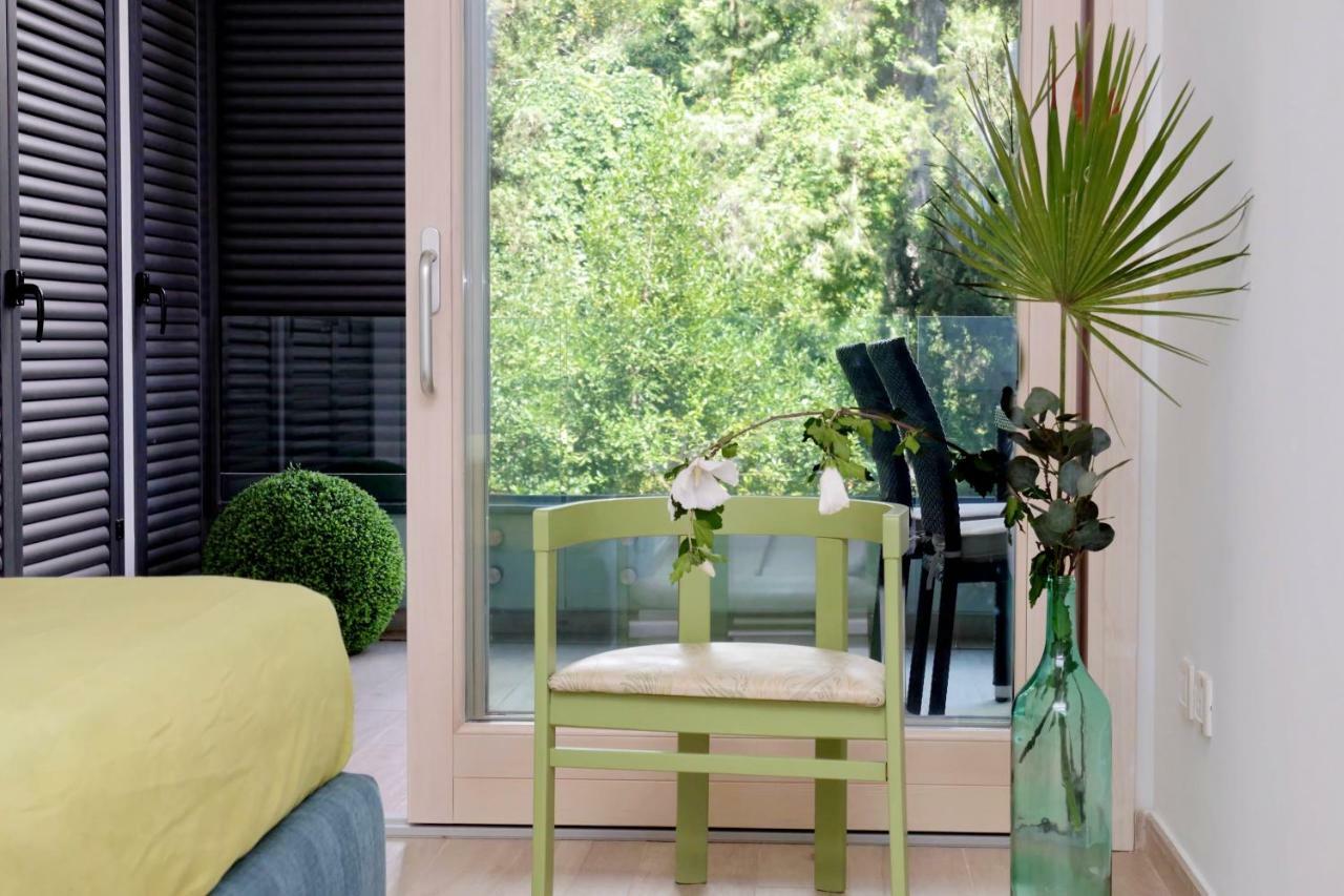 Green Terraced Apartment. 3 Stops From Colosseum Exterior foto